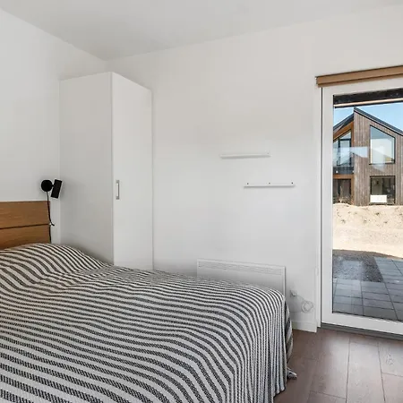 Kysthusene, Lejl, 8 Apartment *